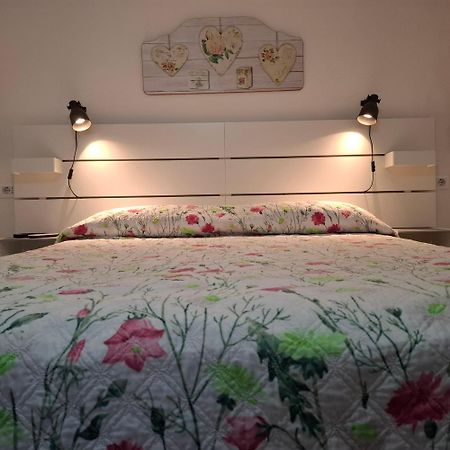 Phiniscollis B&B La Caletta Exterior photo