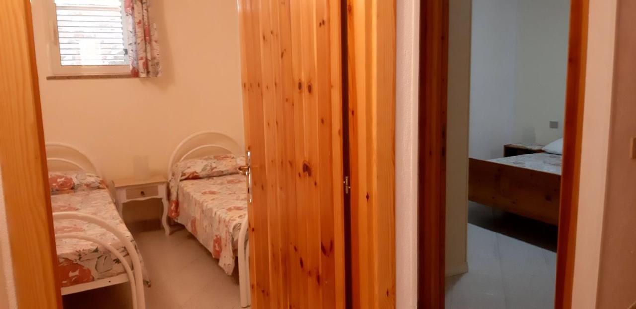 Phiniscollis B&B La Caletta Exterior photo